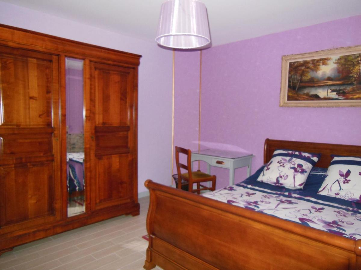 Les Bruyeres Apartamento Chaptelat Exterior foto